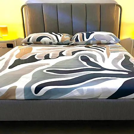 Madonnella House - Urban Retreat Daire Bari