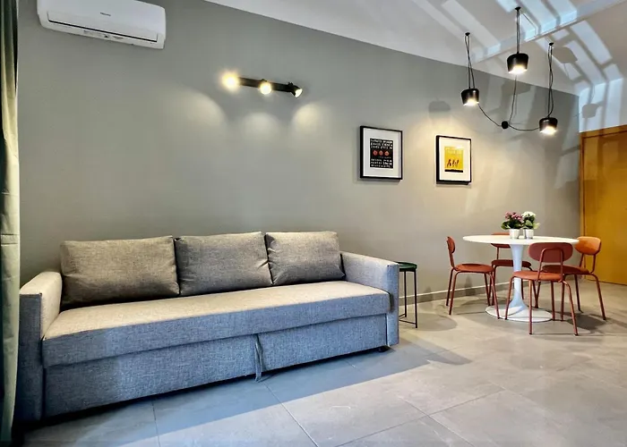 Madonnella House - Urban Retreat Daire *